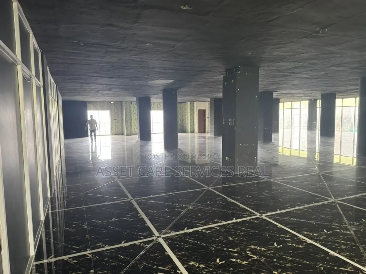 Exclusive Open Commercial Office space Rent Gulshan Avenue