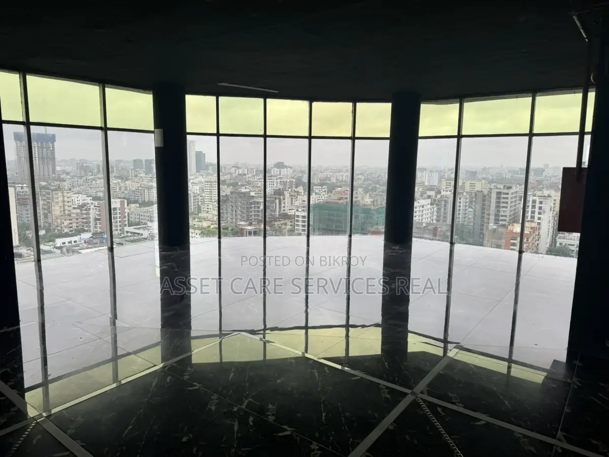 Exclusive Open Commercial Office space Rent Gulshan Avenue