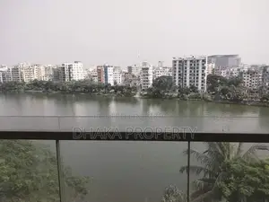 (৩৫০০ বর্গফুট) গুলশানে লেক ভিউ বিলাসবহুল অ্যাপার্টমেন্ট ভাড়া