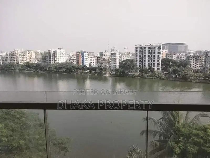 (3500-Sqft)Lake View Luxurious Apartment Rent in Gulshan