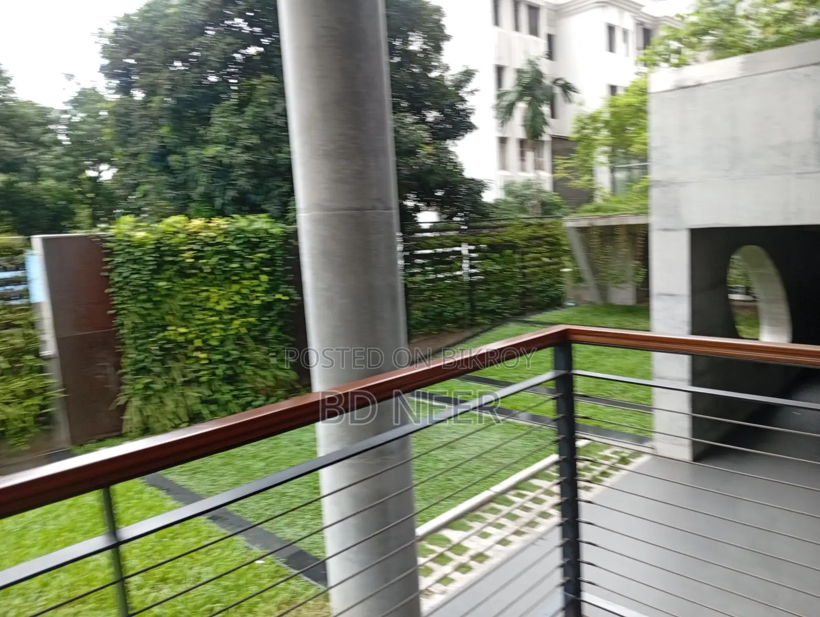 A comfortable Modern decorated 3 Bedroom Flat for Rent at Gulshan -2