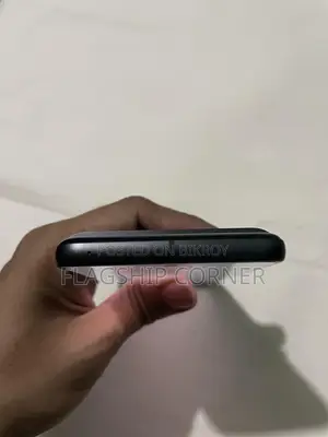 গুগল পিক্সেল ৮ . (ব্যবহৃত)
