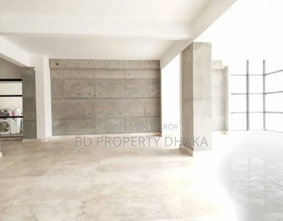 বনানীতে ৫৯৮০ বর্গফুটের ওপেন কমার্শিয়াল স্পেস ভাড়া