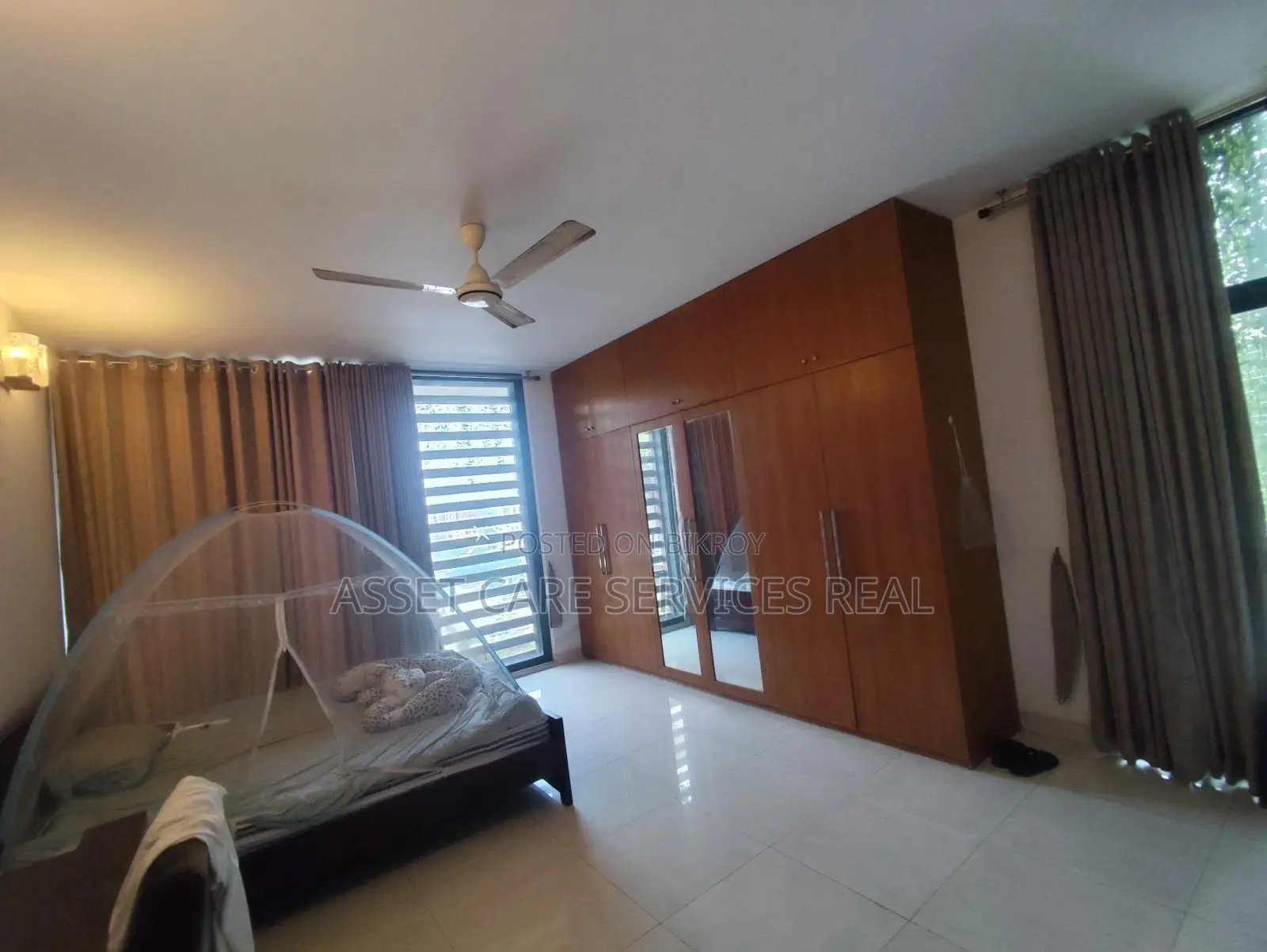 Swimming Pool-Gym Facilities 3Bed Furnished 10th Floor Apartment Rent