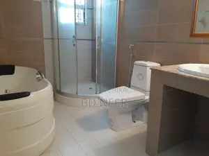 Semi Furnished 4 Bedroom Flat Rent in Gulshan-2