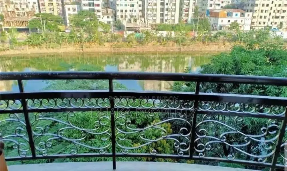 5-Beds Lake View (4200-Sqft) Apartment Rent in Gulshan -2