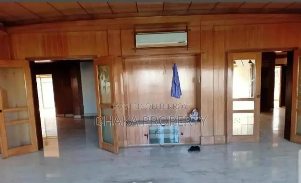 5-Beds Lake View (4200-Sqft) Apartment Rent in Gulshan -2