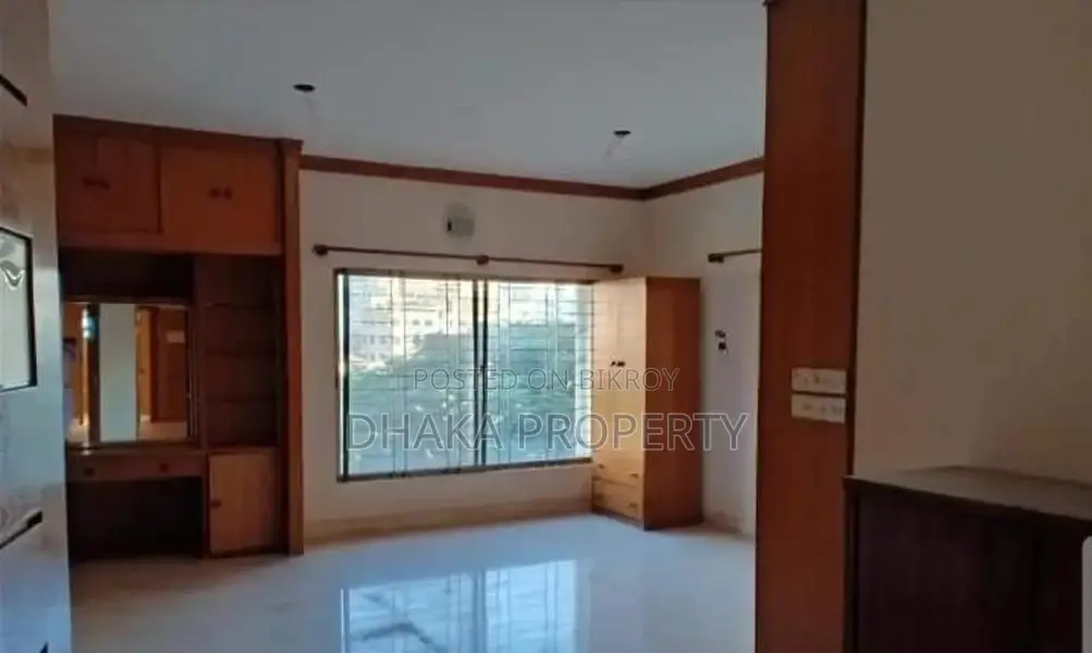 5-Beds Lake View (4200-Sqft) Apartment Rent in Gulshan -2