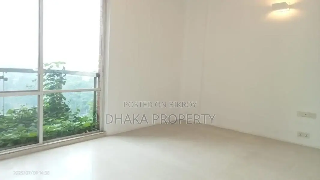 (3200-Sqft) 3-Beds Modern Apartment Rent in Gulshan North