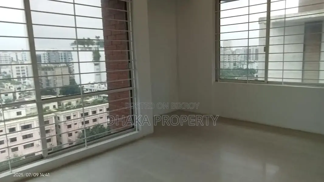(3200-Sqft) 3-Beds Modern Apartment Rent in Gulshan North