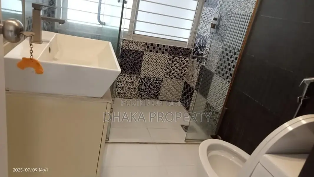 (3200-Sqft) 3-Beds Modern Apartment Rent in Gulshan North