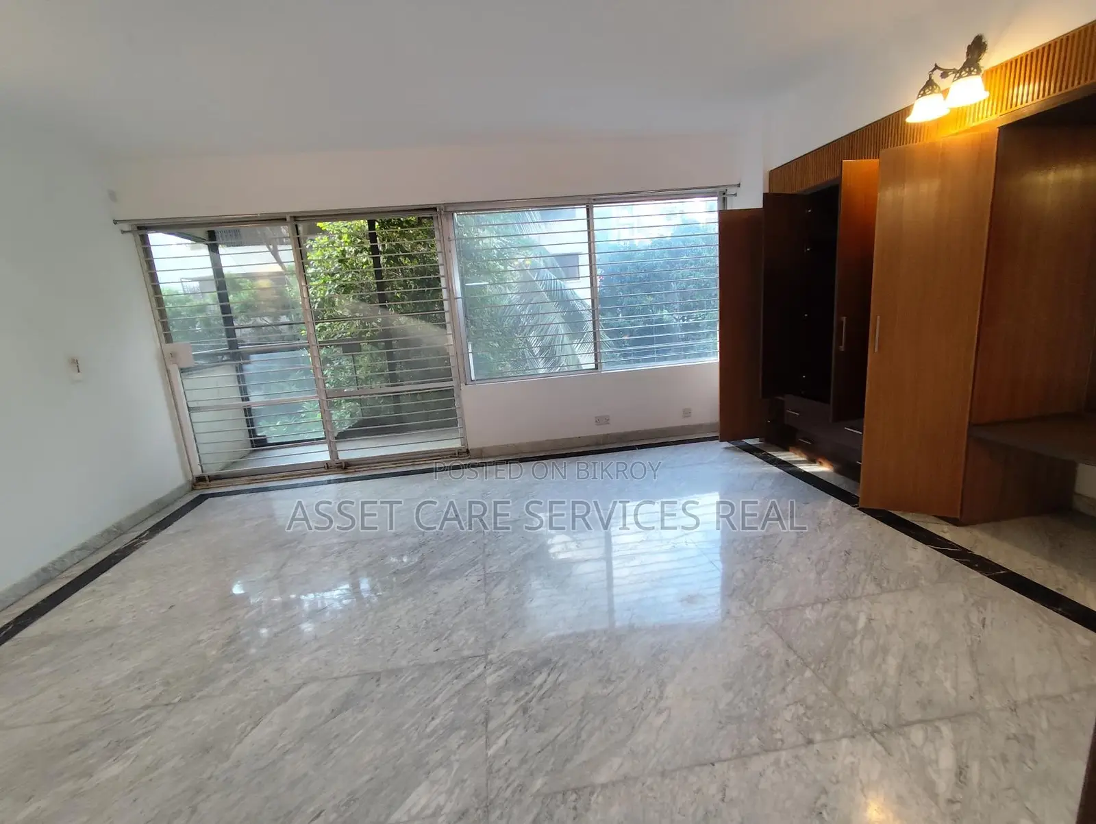 4-Bedroom Unfurnished Exclusive Apartment for Rent in Baridhara Diplomatic Zone