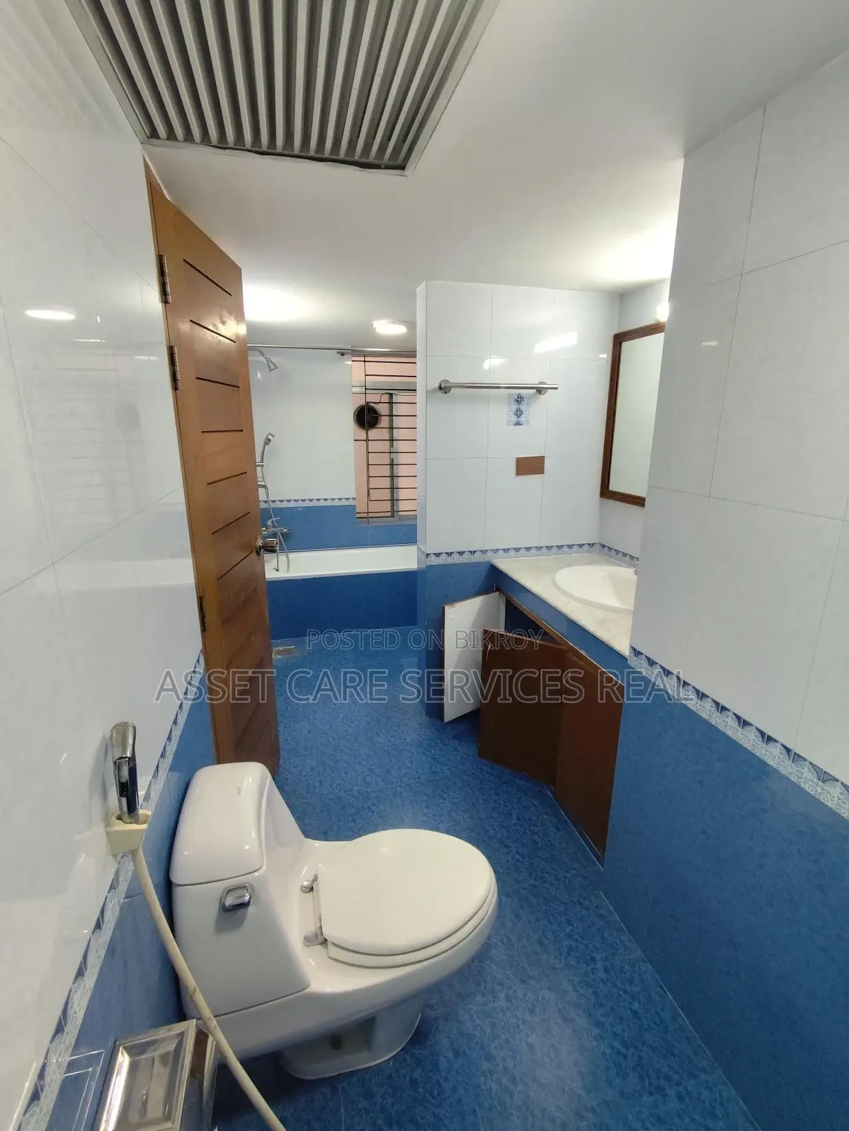 4-Bedroom Unfurnished Exclusive Apartment for Rent in Baridhara Diplomatic Zone