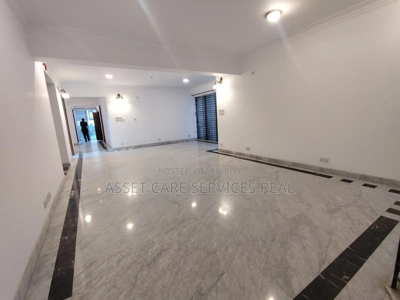 4-Bedroom Unfurnished Exclusive Apartment for Rent in Baridhara Diplomatic Zone