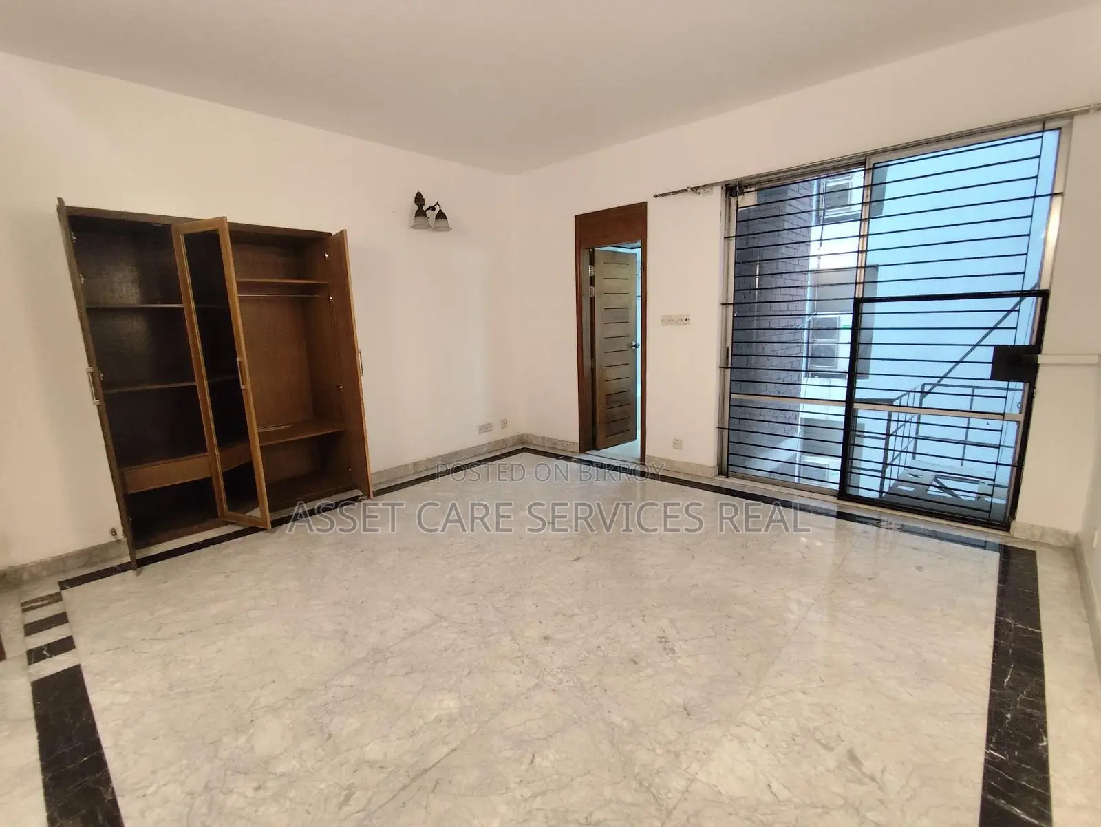 4-Bedroom Unfurnished Exclusive Apartment for Rent in Baridhara Diplomatic Zone