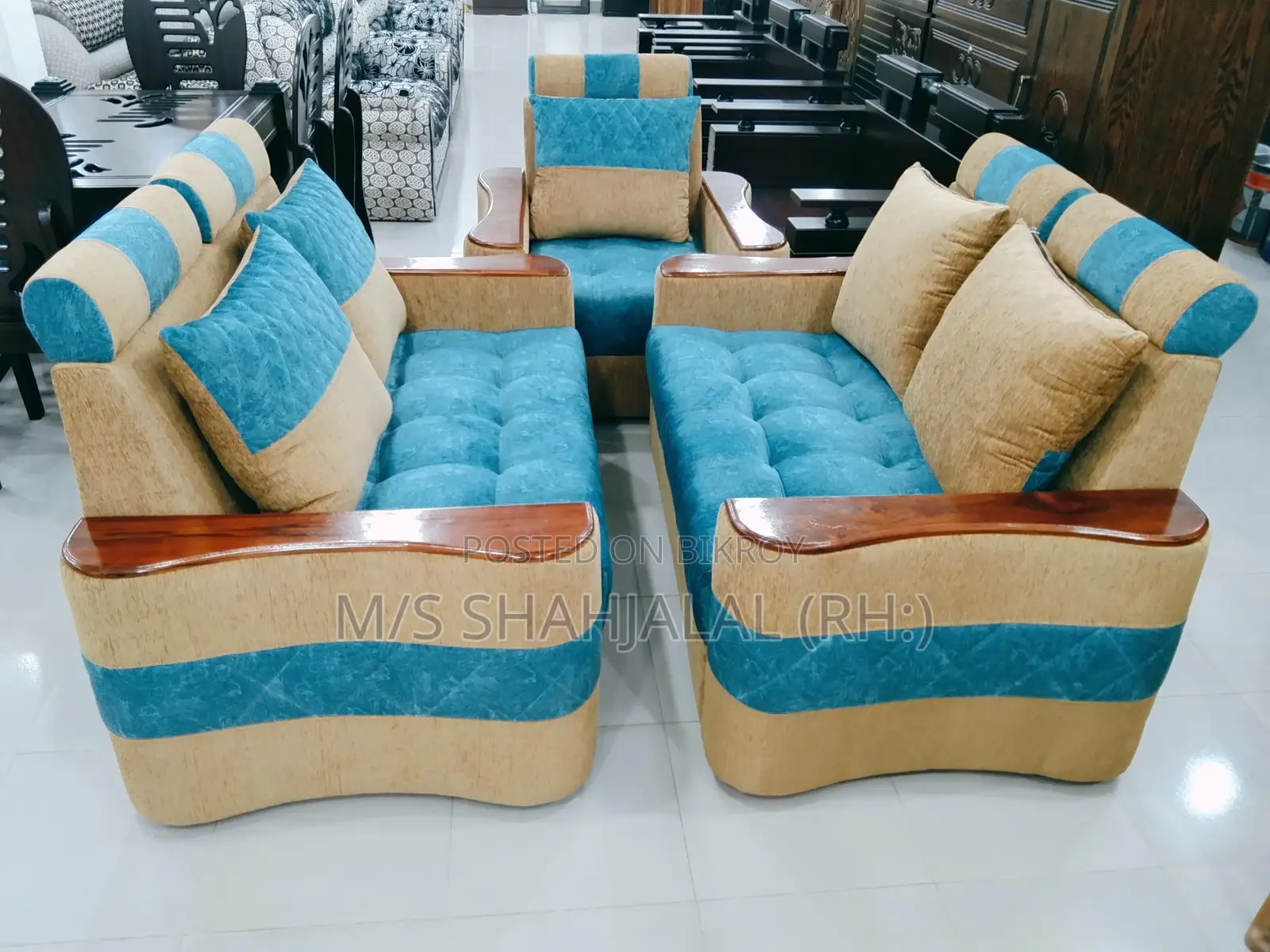 সোফা কিনুন অবিশ্বাস্য মূল্য ছাড়