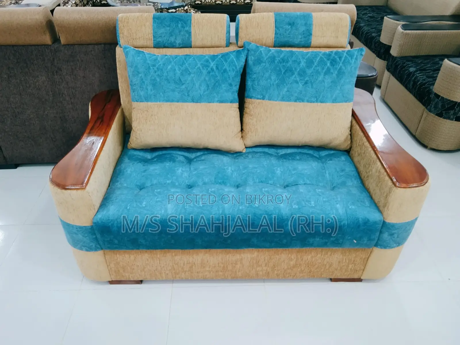 সোফা কিনুন অবিশ্বাস্য মূল্য ছাড়