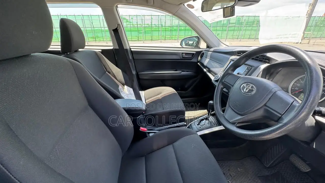 Toyota Fielder Ex 2020