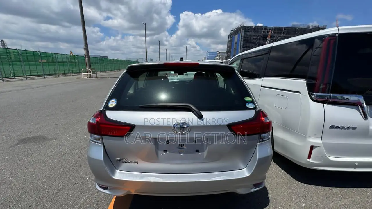 Toyota Fielder Ex 2020