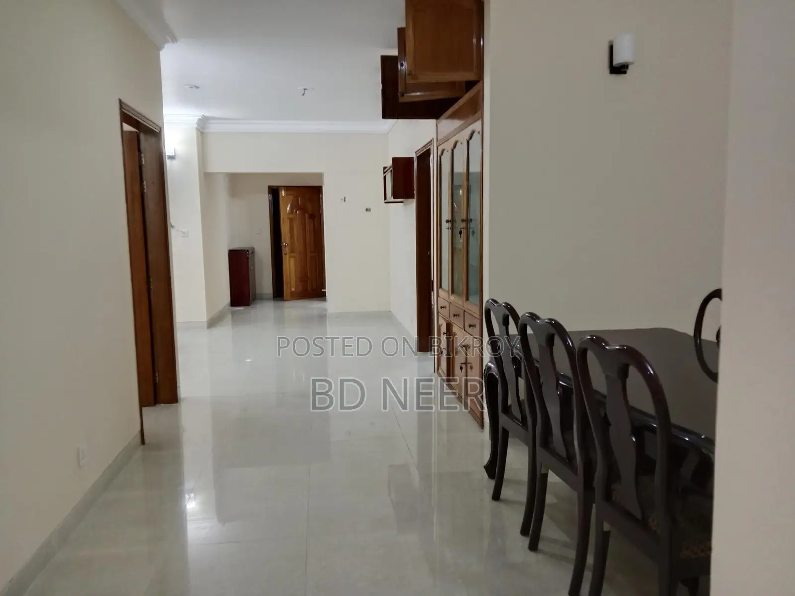 Well semi furnish 4 Bed room apt available in Gulshan 2