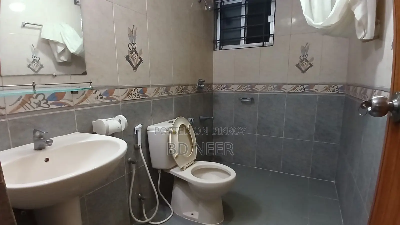 Furnished 3 Bedroom Flat Rent in Gulshan-1