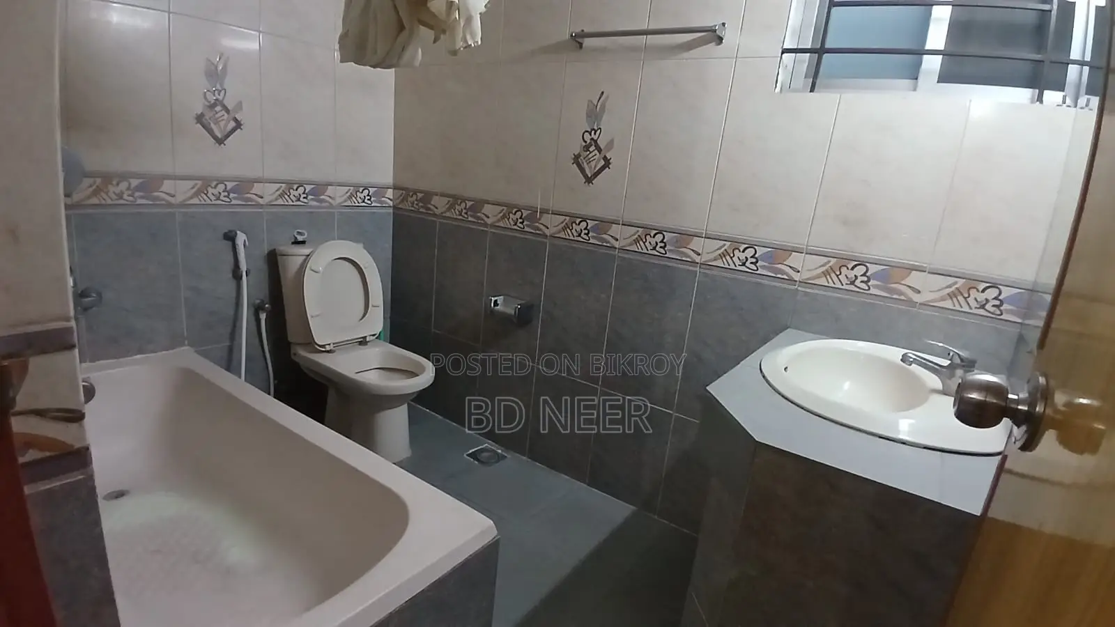 Furnished 3 Bedroom Flat Rent in Gulshan-1