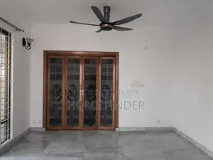 গুলশানে ৩০০০ বর্গফুটের নতুন অ্যাপার্টমেন্ট ভাড়া হবে