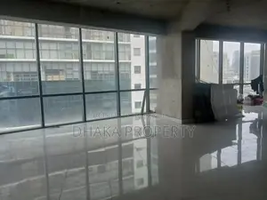 গুলশান এভিনিউতে ১০০% কমার্শিয়াল (৫৬০০ বর্গফুট) অফিস স্পেস ভাড়া