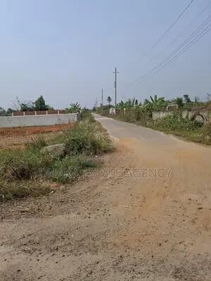 1.95 Cr 3 Katha Sector 9