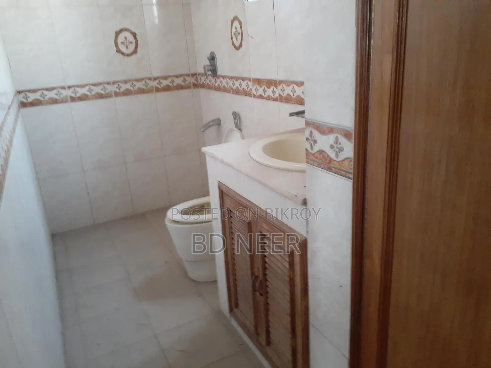 8 Storied House Available For Rent in Gulshan-2