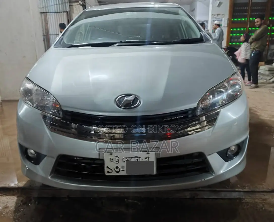 Toyota Wish 7-Seater Sunroof S 2010
