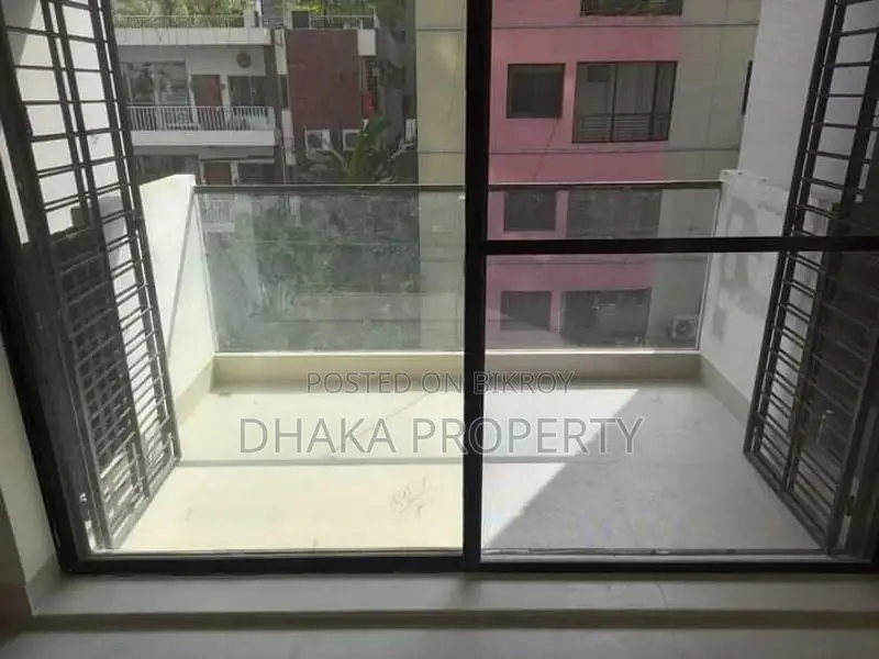 গুলশান-২ এ ৪ বেডরুমের ৩৪০০ বর্গফুটের প্রিমিয়াম কোয়ালিটি অ্যাপার্টমেন্ট ভাড়া