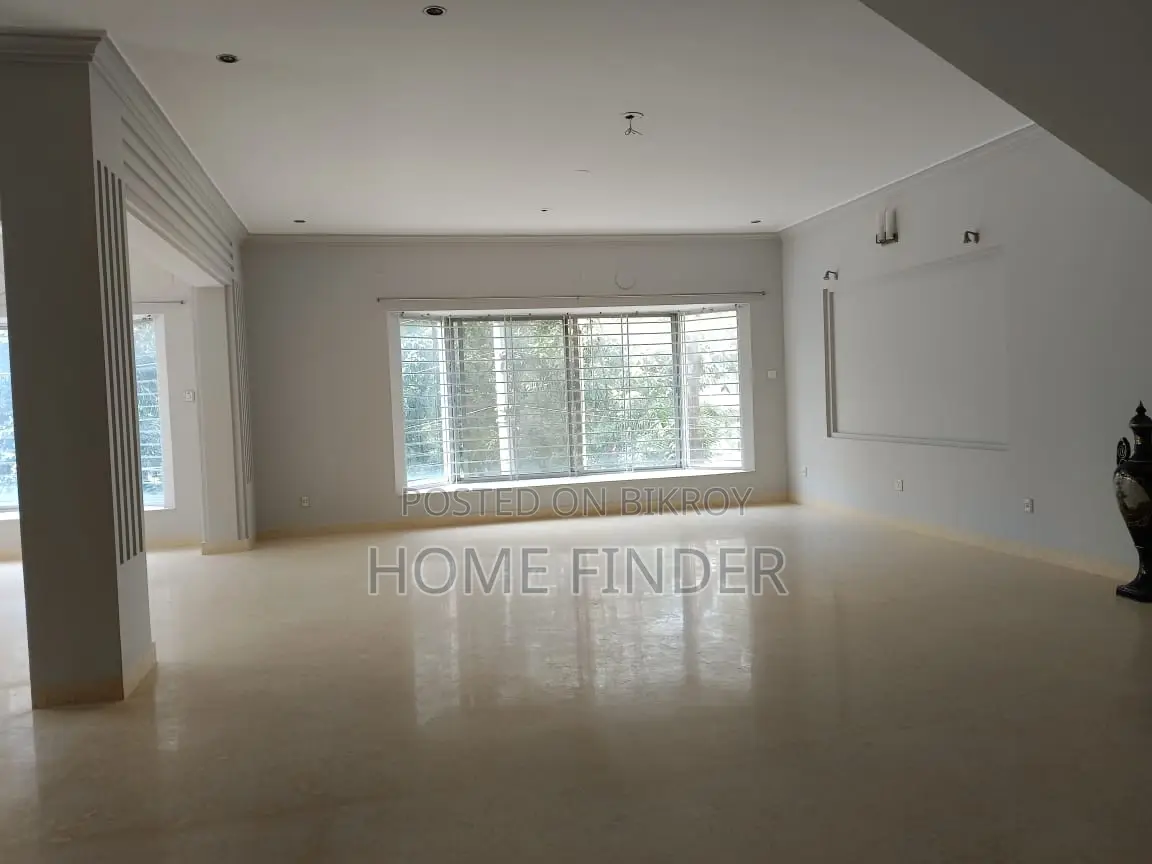 2500 SqFt Office Rent In Gulshan 1