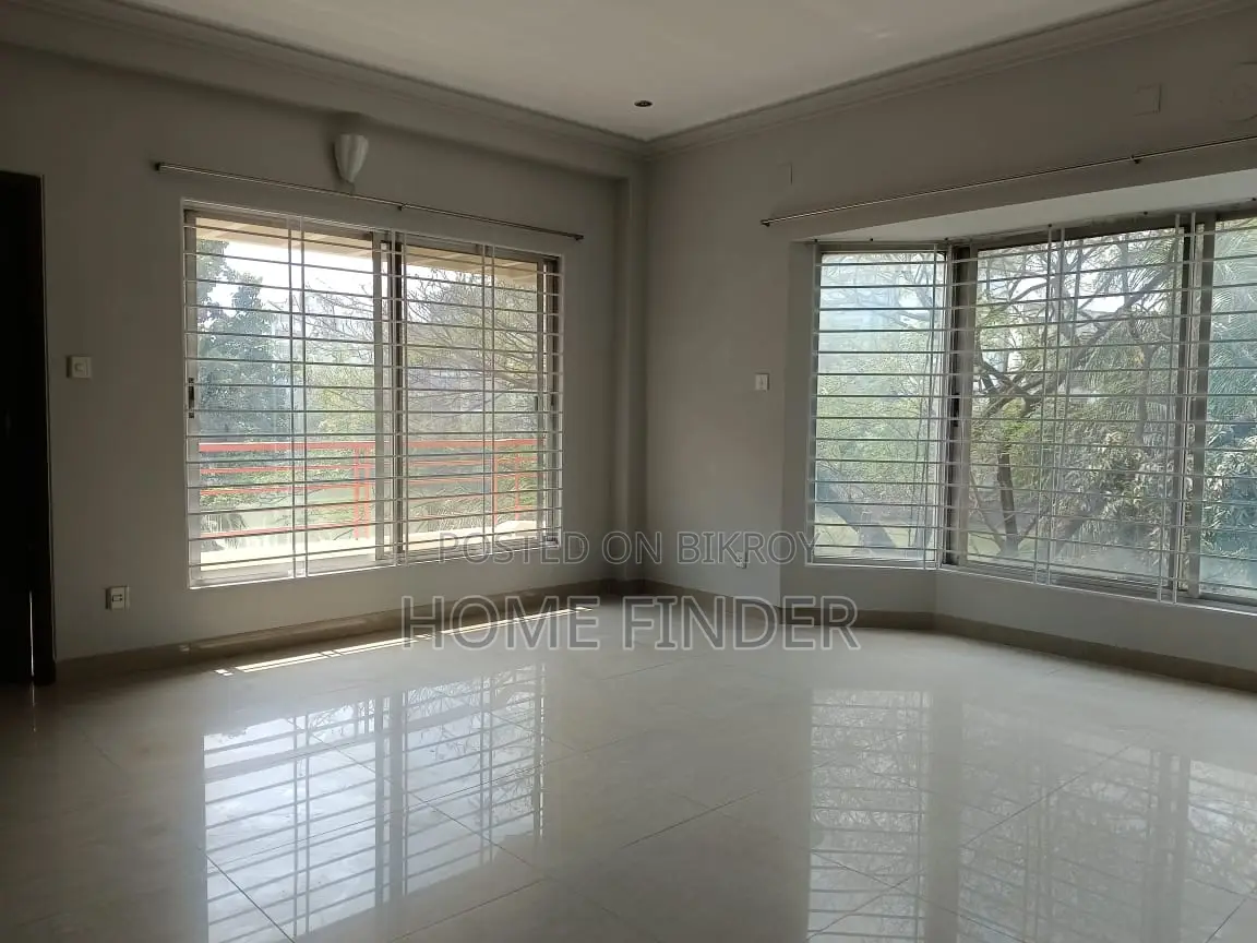 2500 SqFt Office Rent In Gulshan 1