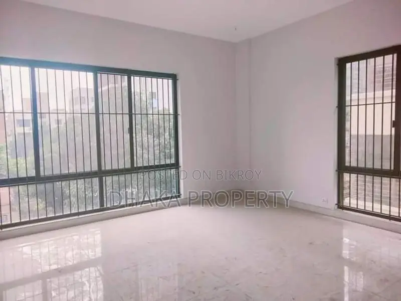 2200-Sqft Luxurious New Apartment Rent in Banani
