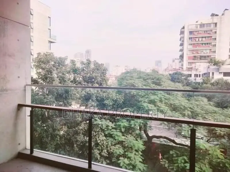 2200-Sqft Luxurious New Apartment Rent in Banani