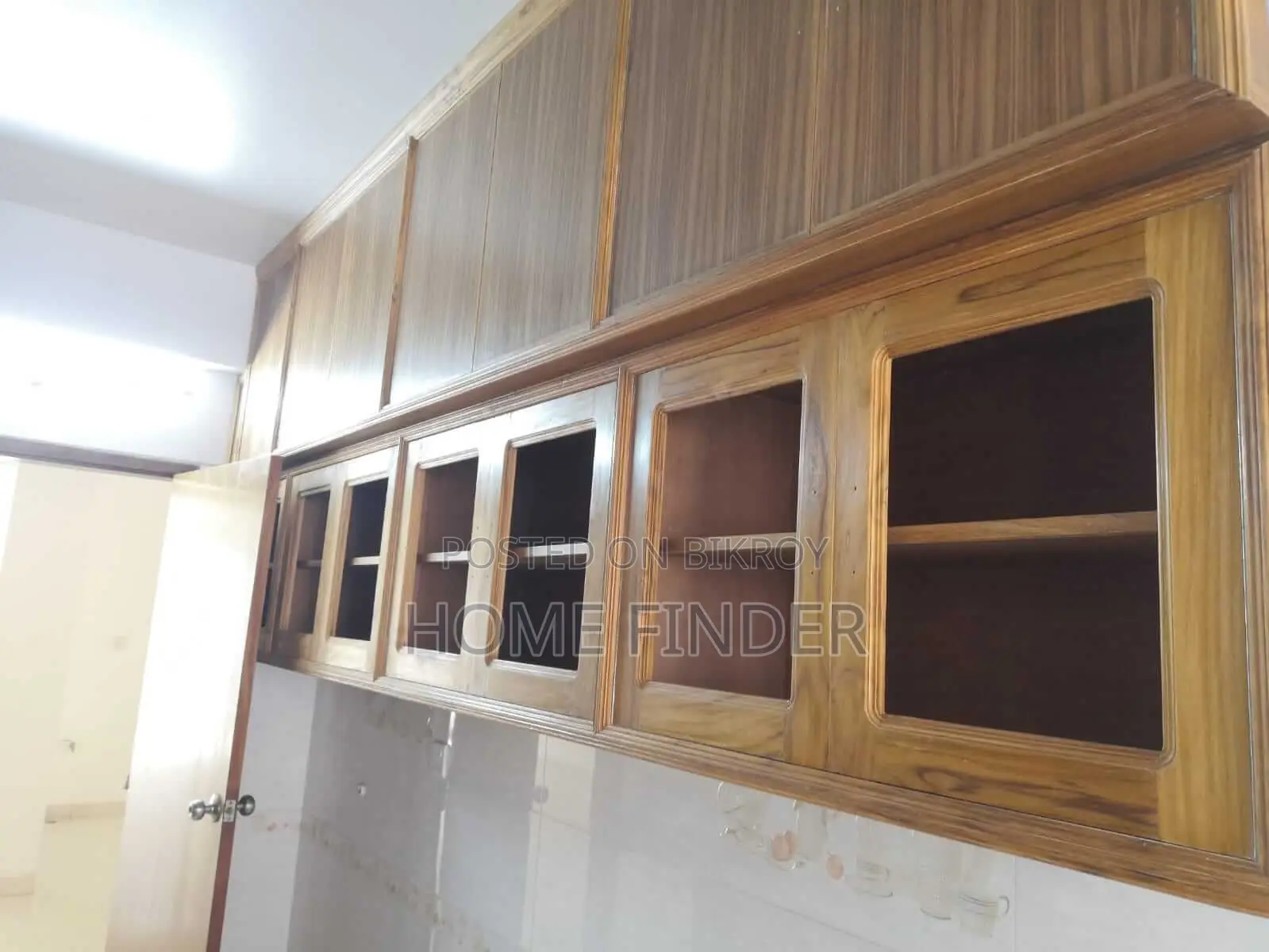 Unfurnished 3Bed-2700 Sft Apt: Rent @ Gulshan -1