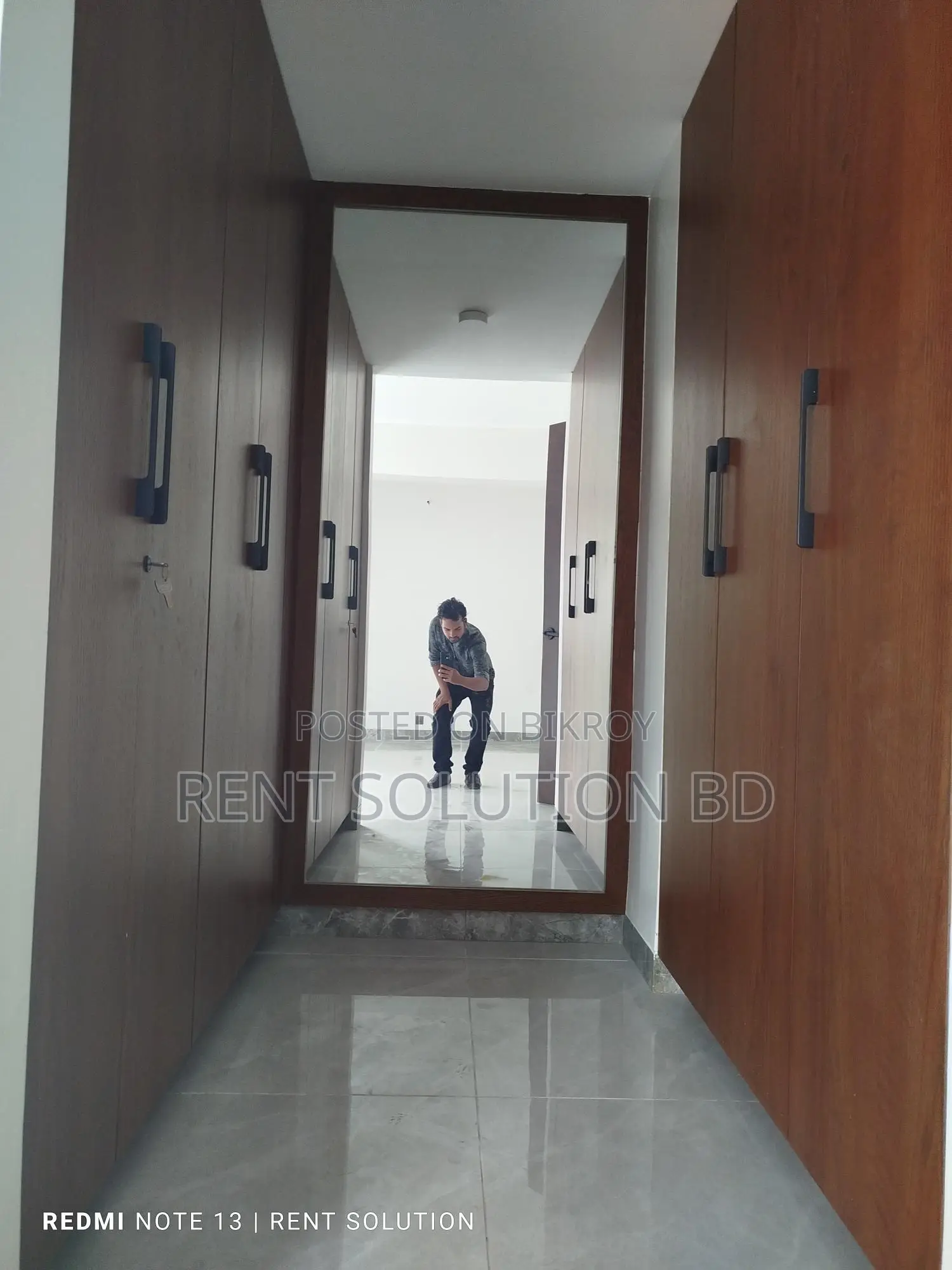 Park View Semi Furnished new apartment for rent in Gulshan