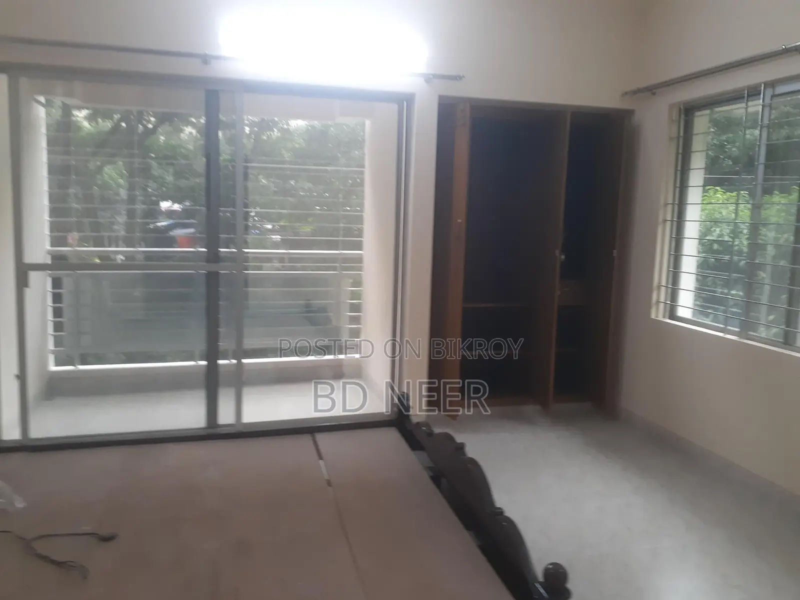 Un Furnished 3 Bedroom Flat Rent in Gulshan-2