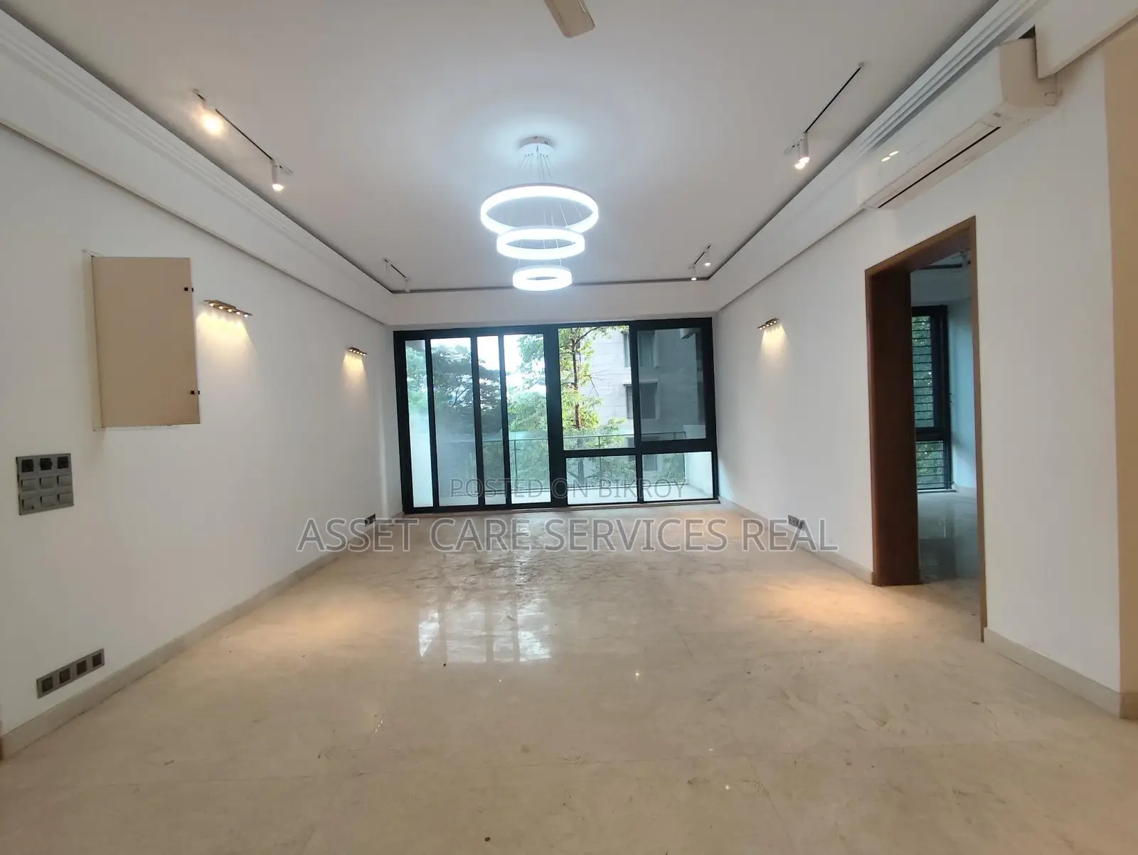 Brand New Semi-Furnished Luxurious 3-Bed Apartment Rent In Gulshan