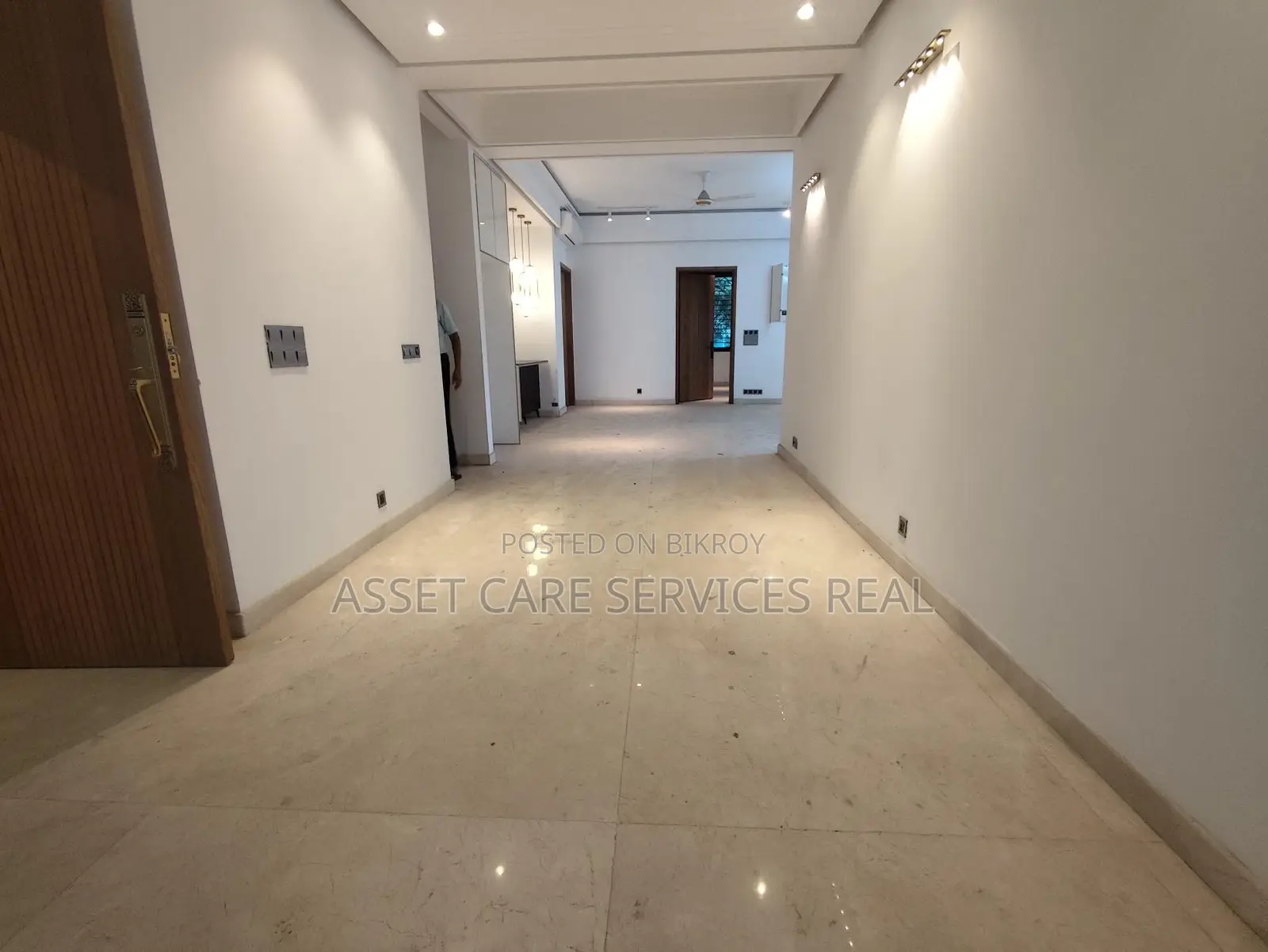 Brand New Semi-Furnished Luxurious 3-Bed Apartment Rent In Gulshan