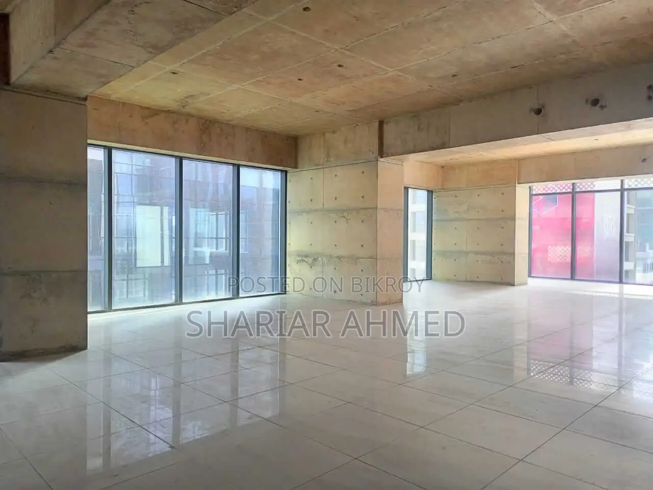 GULSHAN AVENUE - COMMERCIAL 4000 SQFT OPEN SPACE RENT