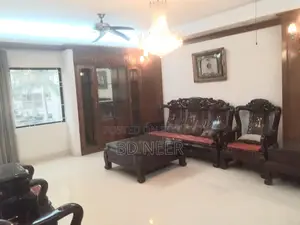 4-Bedroom Semi-Furnished Flat Rent at Gulshan-1