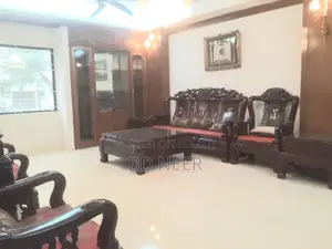 4-Bedroom Semi-Furnished Flat Rent at Gulshan-1
