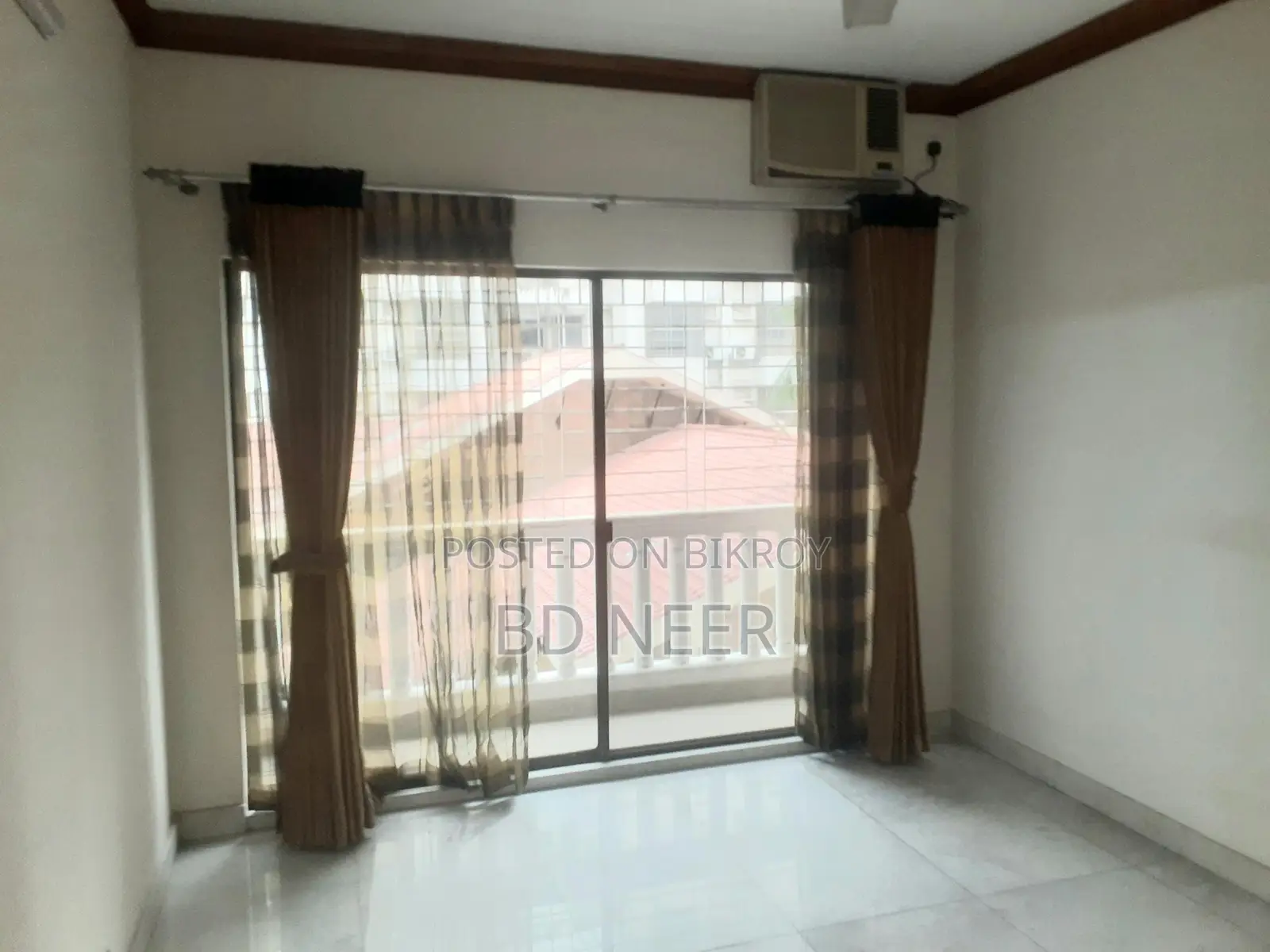 4-Bedroom Semi-Furnished Flat Rent at Gulshan-1