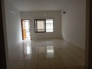 বারিধারায় ৩ বেডরুমের আন-ফার্নিশড অ্যাপার্টমেন্ট ভাড়া