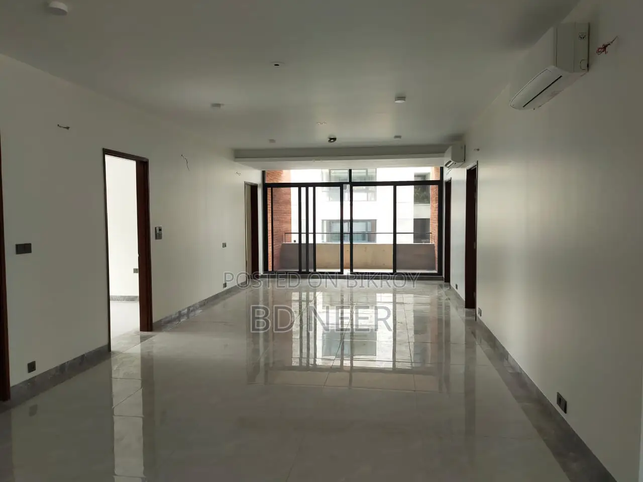 Brand new 4500 SqFt 4 Bedroom Flat Rent in Gulshan-2 North