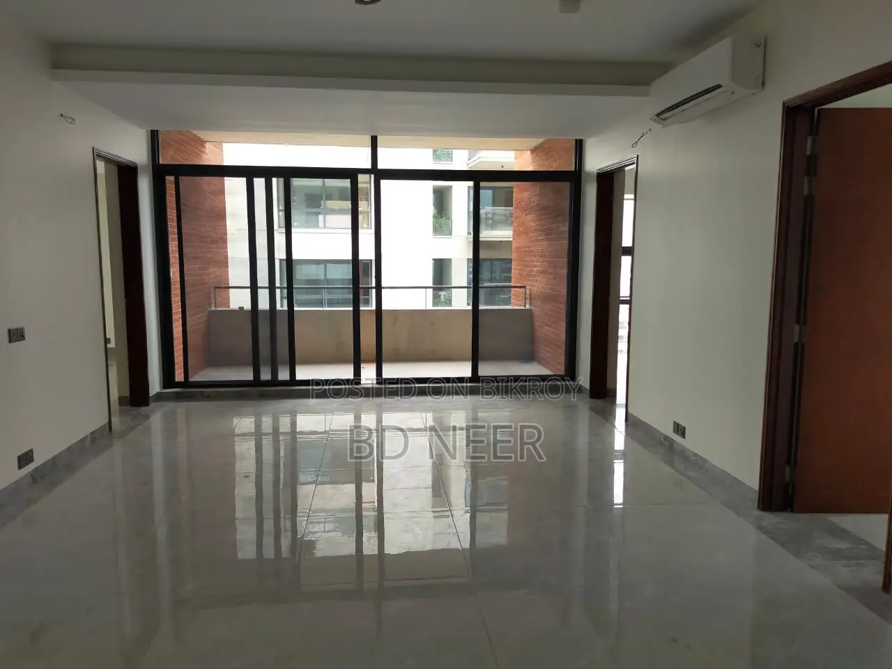 Brand new 4500 SqFt 4 Bedroom Flat Rent in Gulshan-2 North
