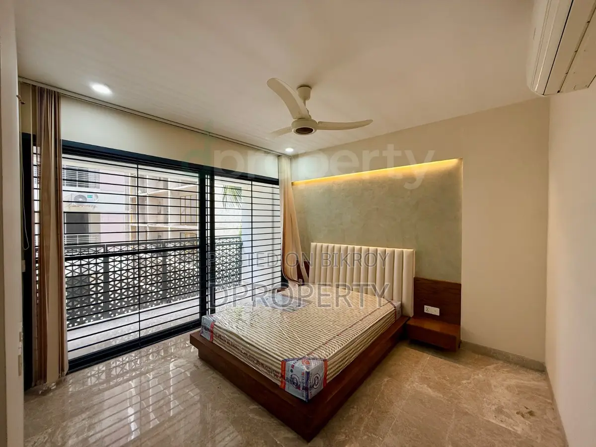 5000 SFT Brand New Full Furnished Apartment rent at 4th Floor Gulshan
