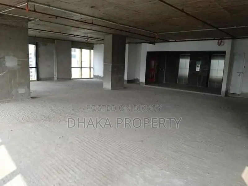 Commercial 3000-Sqft Open Space For Rent@ Gulshan Avenue